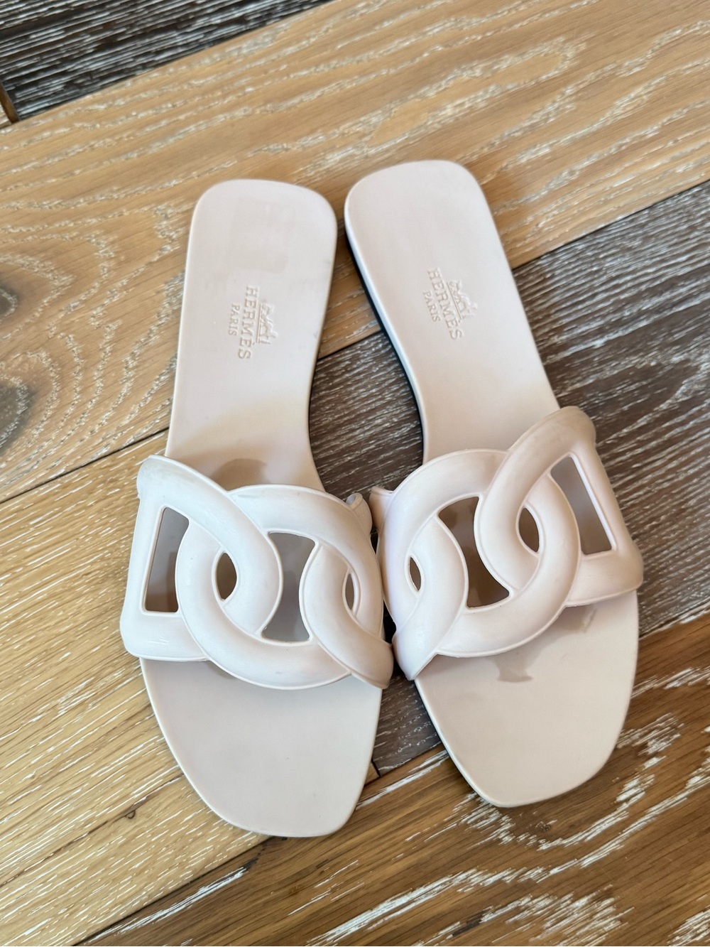 Hermรจs Aloha Rubber Sandals Nude/Beige Size 41 (US 10โ10.5)